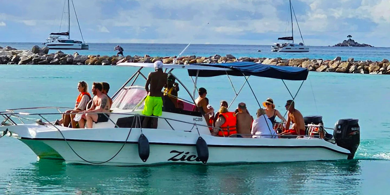 Zico Boat Excursions La Digue