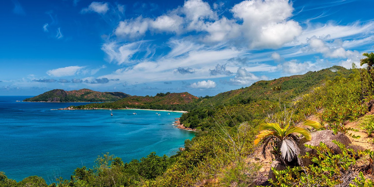 Anse Georgette Hike