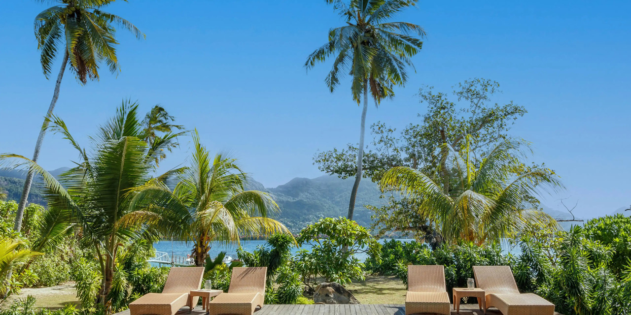 Surf Tropical Villa Cerf Island